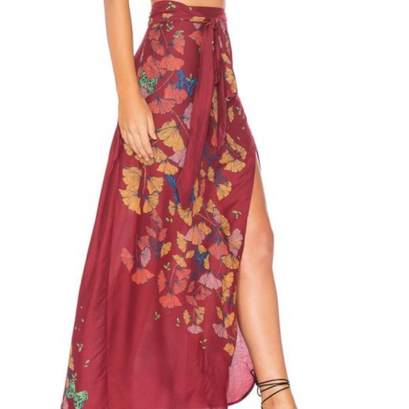 Free People Dresses & Skirts - FREE PEOPLE BRI BRI BUTTERFLY MAXI SKIRT  SZ 8